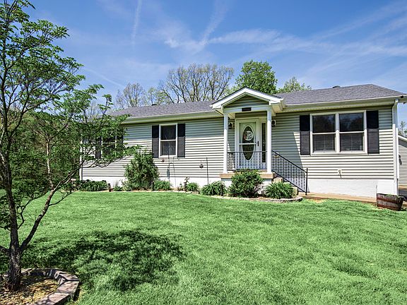 2nd image of 1035 Gregory Ln