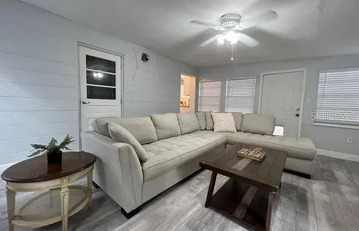 709 W Bayshore Dr — Photo 9
