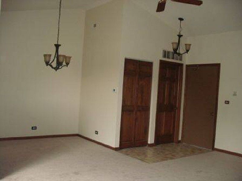 2nd image of 313 Primrose Ct