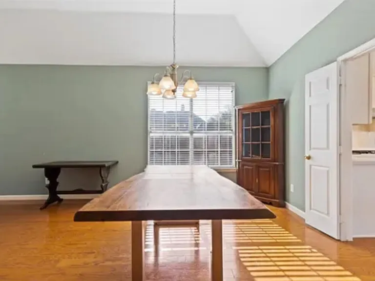 4100 Aldenham Dr — Photo 13