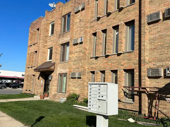 9507 S Kolin Ave, Oak Lawn, IL 60453