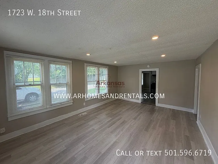 1723 W 18th St — Photo 3