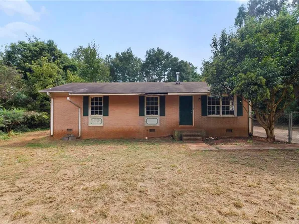 1248 Newton Rd, Griffin, GA 30223