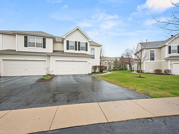 3rd image of 1531 Legacy Dr Unit 4