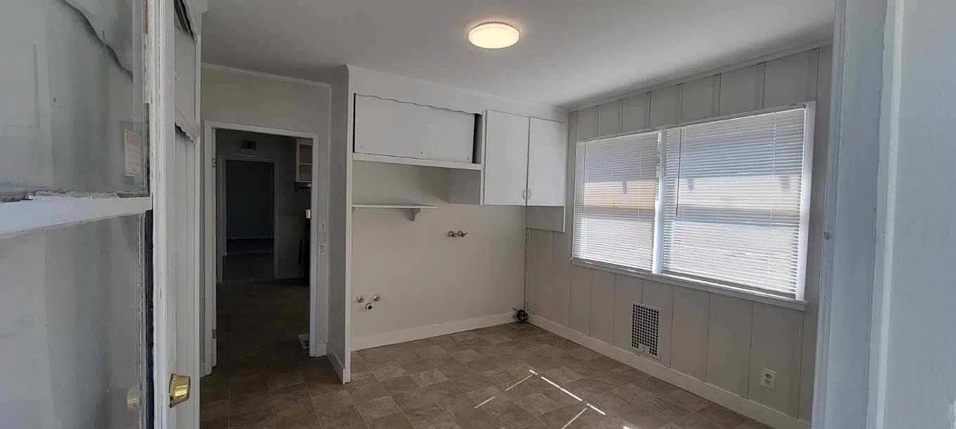 2 bed, $3,290 — Photo 1