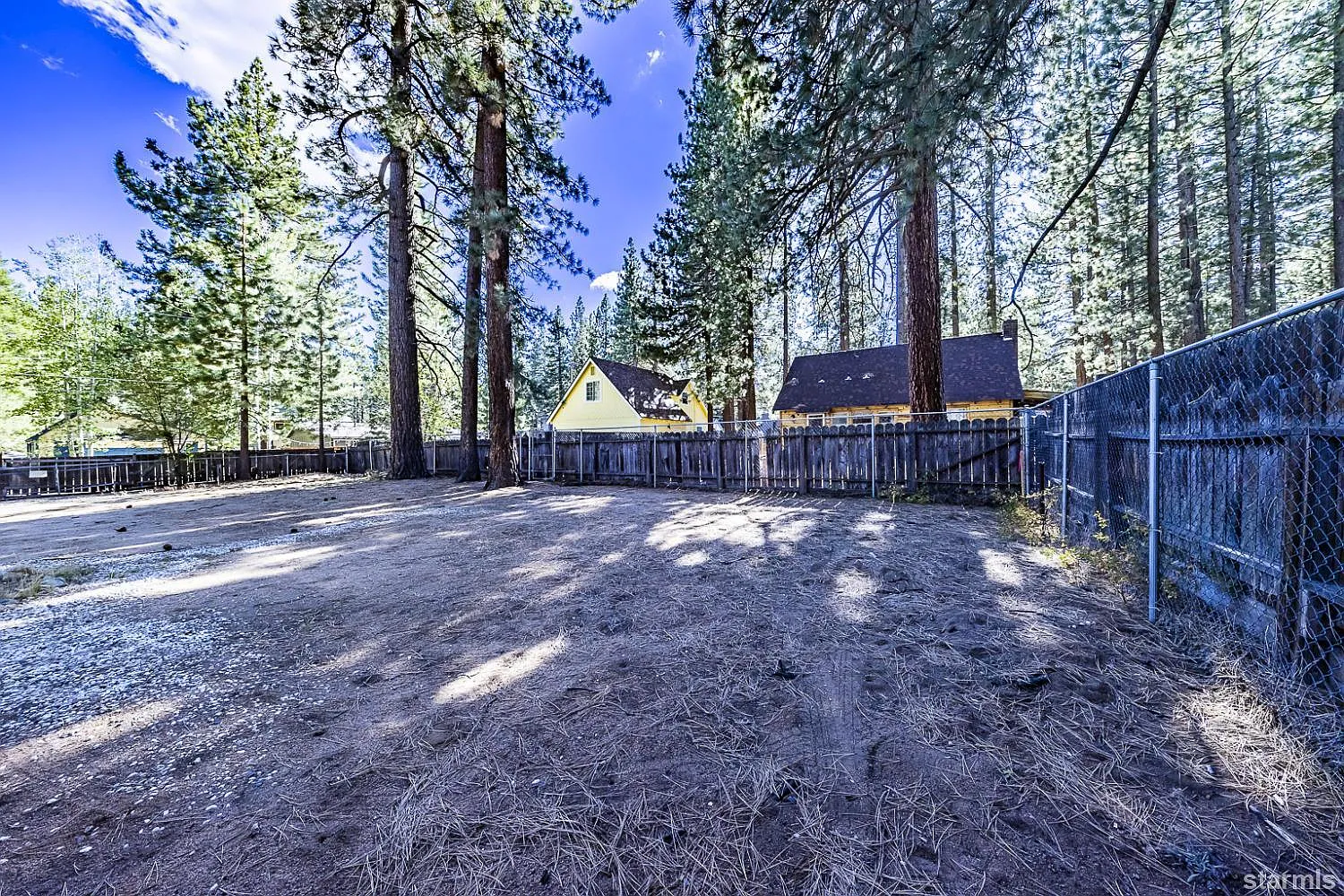 2641 Kubel Ave photo 1