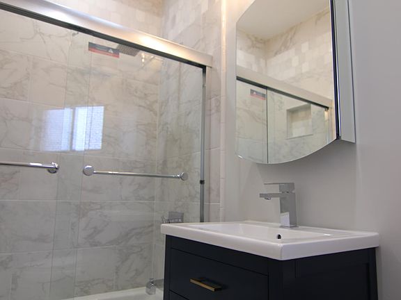 3rd image of 120 Roswell Ave APT 2