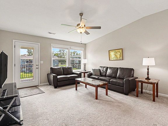 4th image of 2526 Elyria Ct