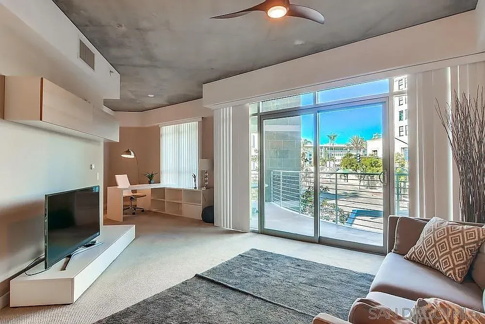 1 bed, 865 sqft, $2,780 — Photo 3