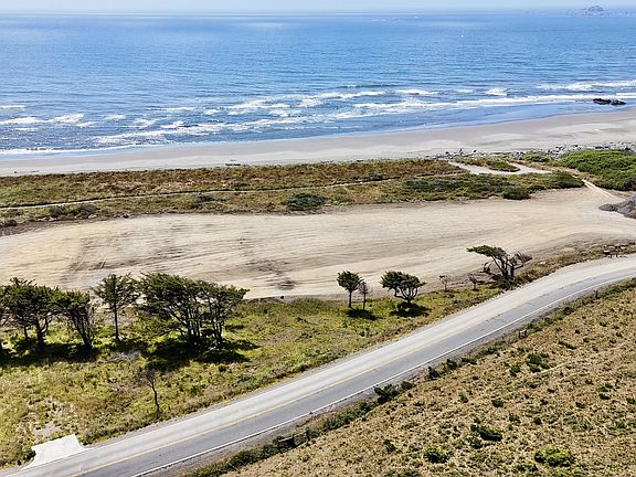 5th image of 900 Old Coast Rd #6