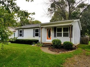 418 Coleman St, Pinckney, MI 48169