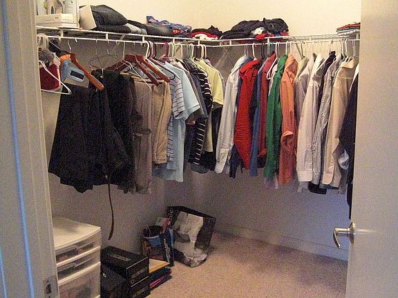 Walk in closet