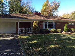 10 Smith Rd, Toms River, NJ 08755