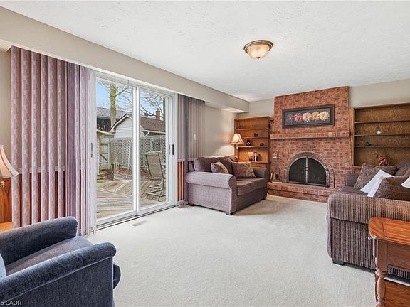 5th image of 102 Ripley Cres
