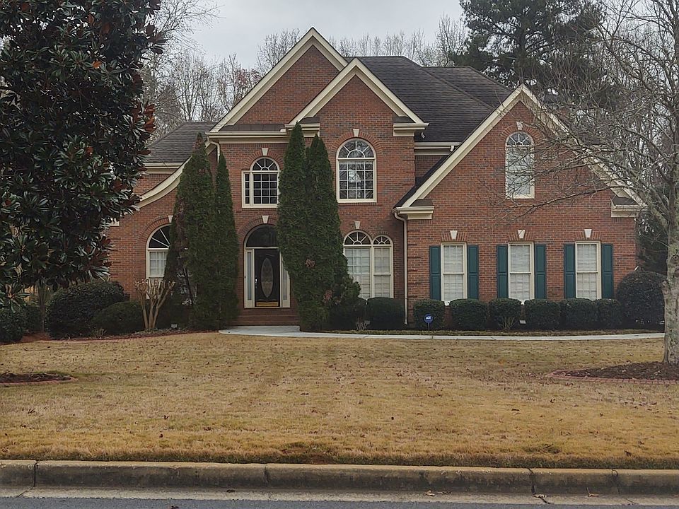 1st image of 1121 Oxford Dr SE