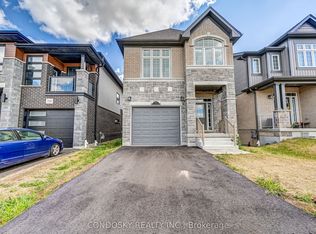 715 Thomas Slee Dr, Kitchener, ON N2P 0J4