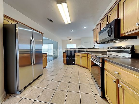 3rd image of 1285 Macon Hall Rd