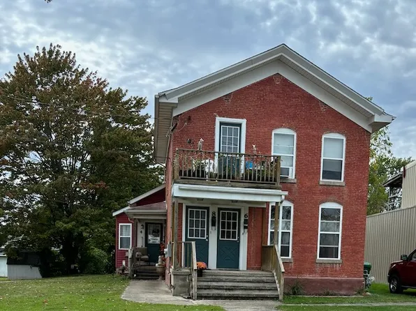2 Market St #3, Albion, PA 16401