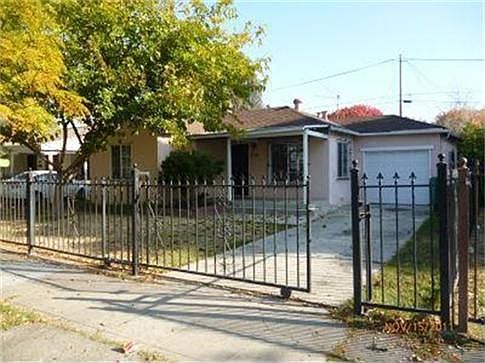 2nd image of 1736 East Ave
