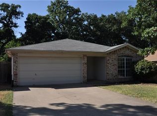 1214 Hidden Creek Dr, Mansfield, TX 76063