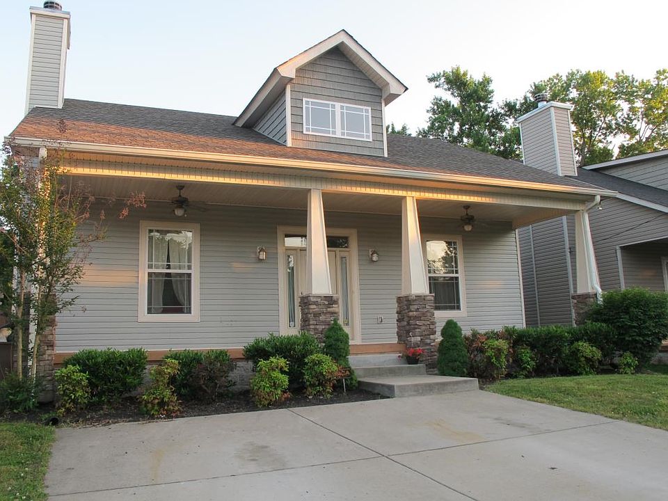 East Nashville craftsman style bungalow