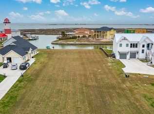 119 Mariner Dr, Rockport, TX 78382