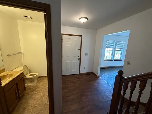 256 Spencer Pl — Photo 7