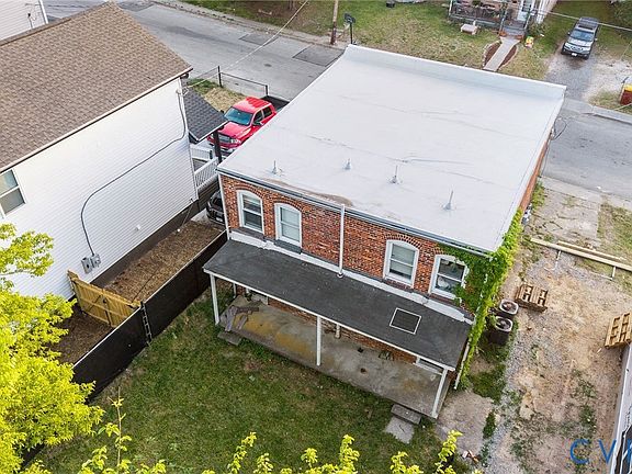2nd image of 727 Harding St