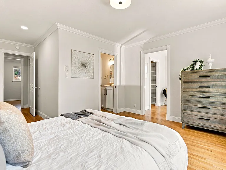 930 Sousa Dr — Photo 23