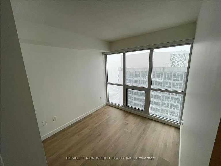 95 McMahon Dr #4005 — Photo 7