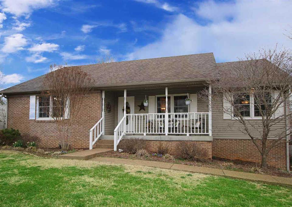 1st image of 216 Phelps Ct