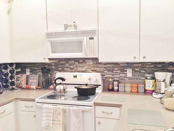 3rd image of 162 Village Blvd APT J