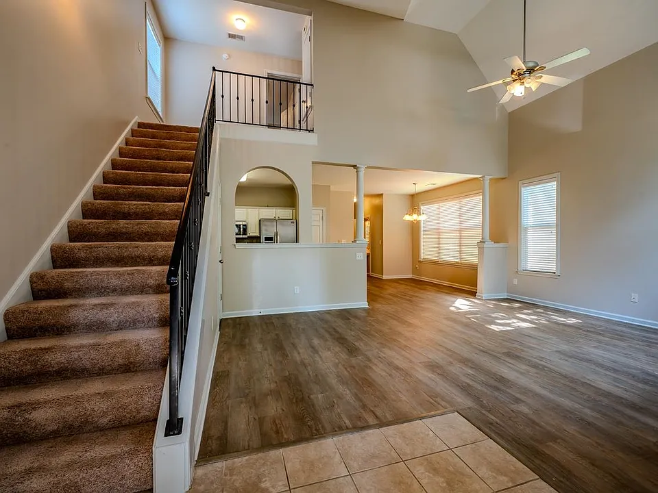 1283 Island Harbor Dr
