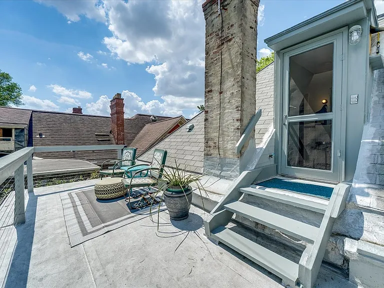 62 N Ohio Ave #3 — Photo 3