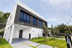 Building Photo - NW 55th St