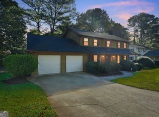 1378 Stoneleigh Hill Rd, Lithonia, GA 30058