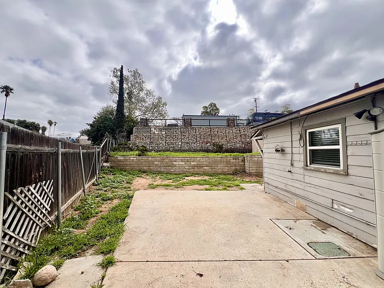 Fenced Yard