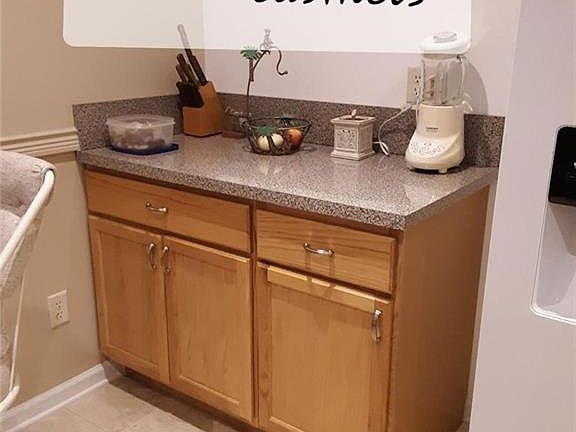 5th image of 4653 Cobblestone Dr