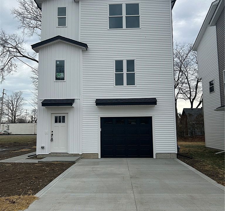 1st image of 1053 Peach Blvd