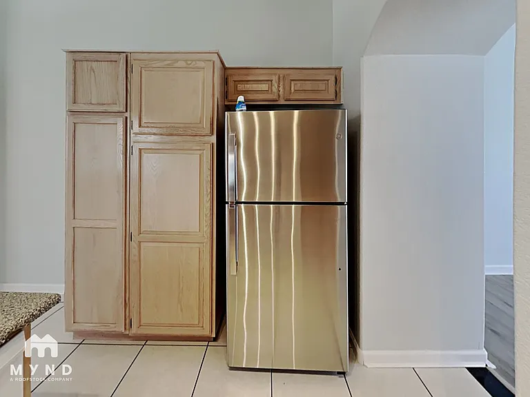6602 Elk Creek Ln — Photo 5