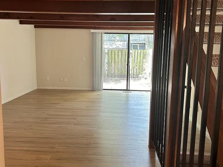 ESTATES ON MAIN — Photo 105