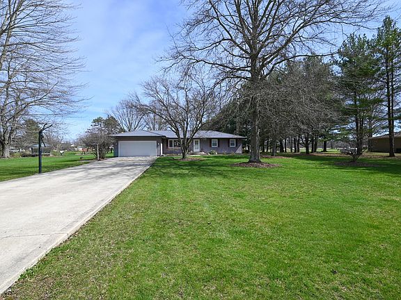 2nd image of 3172 E River Rd
