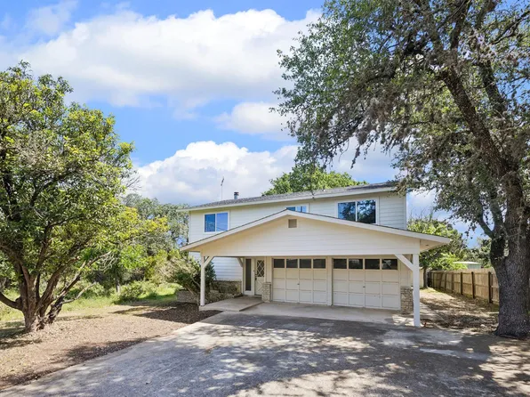 155 Mary Ann Dr, Canyon Lake, TX 78133