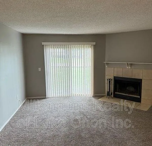 25 Louck St #5 — Photo 3