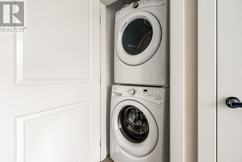 North Vancouver Apartment for rent - 1 Bedroom — photo 10