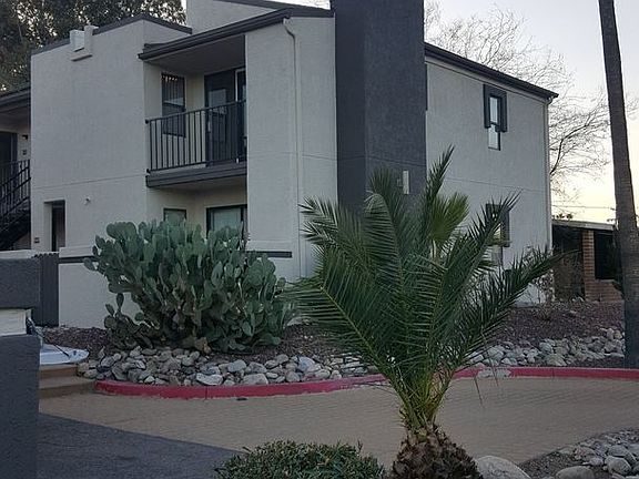 4th image of 934 N Benton Ave