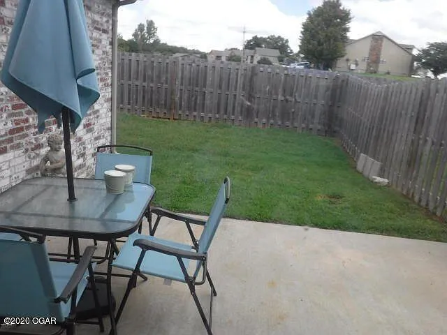 5054 Raintree Cir #B — Photo 10