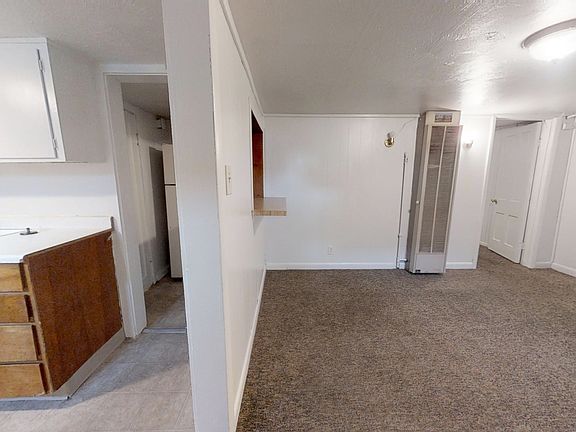 3rd image of 353 H St #1/2
