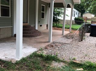 9041 Hambright Rd, Huntersville, NC 28078