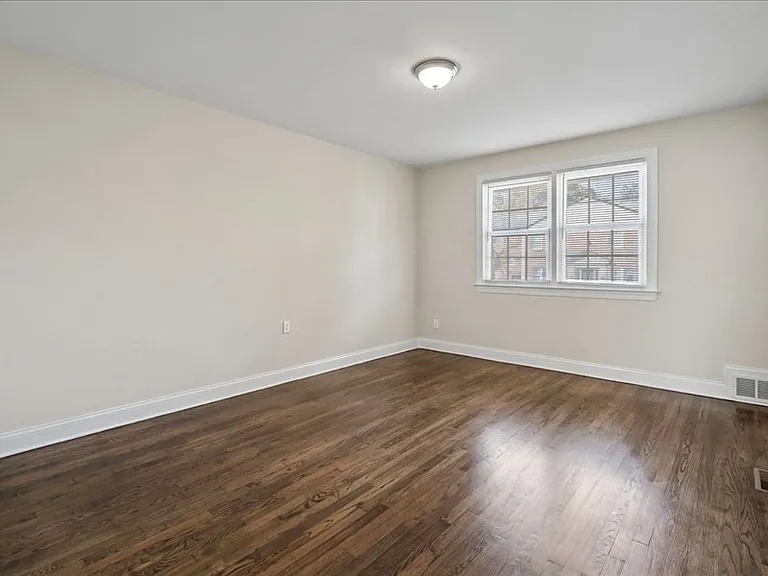 Towne Gardens Townhomes — Photo 71